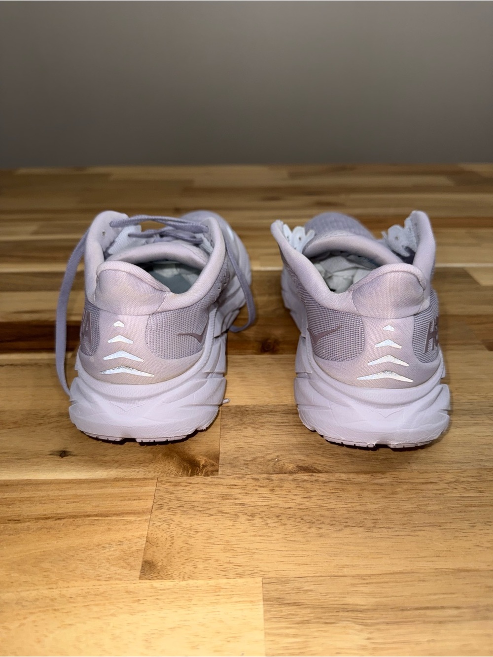 Hoka One One Clifton 8 - Picture 3 of 7